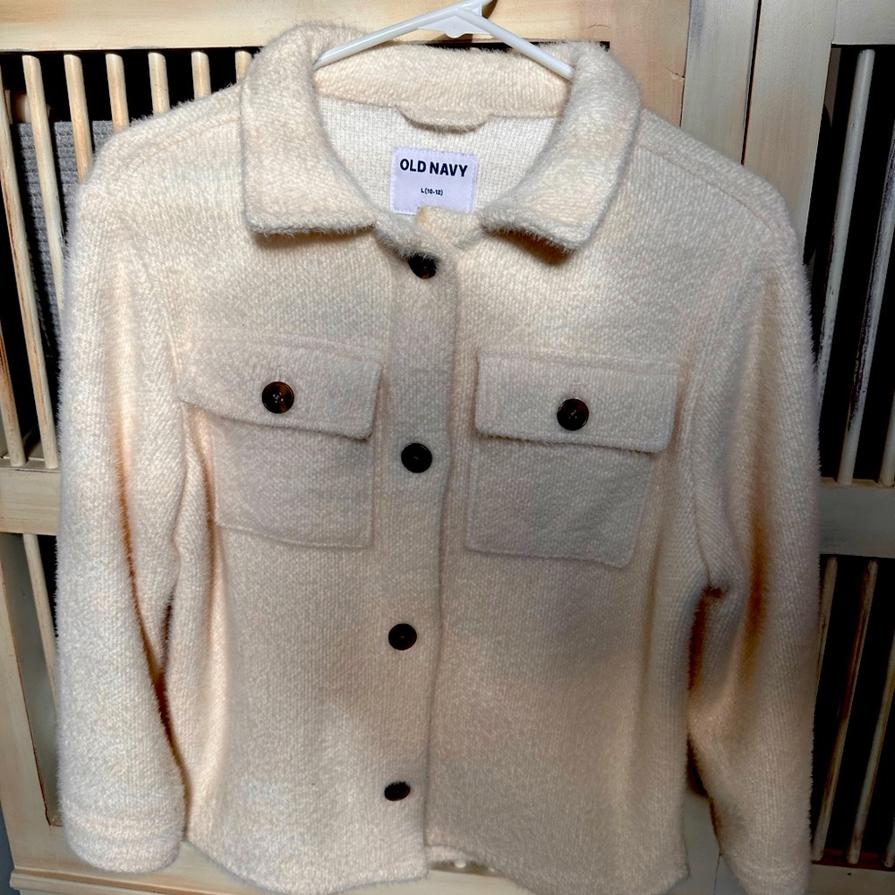 Old Navy Girls Cream Colored Shacket. Size L (10/12).